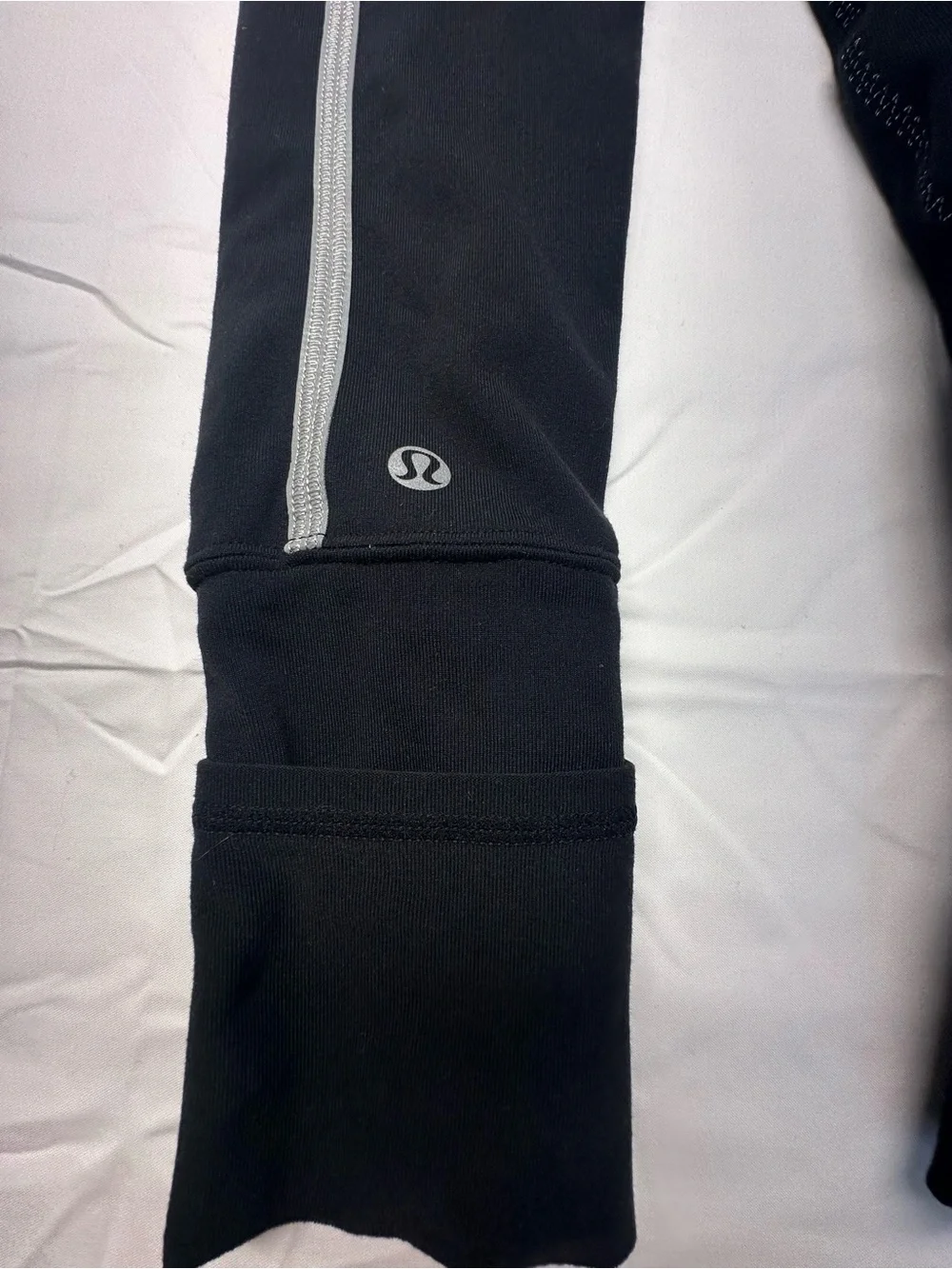 lululemon athletica Black Arm Sleeves with Reflective Stripe